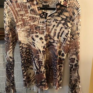 Komarov Collared Silky button-up Blouse Size Large. NWT